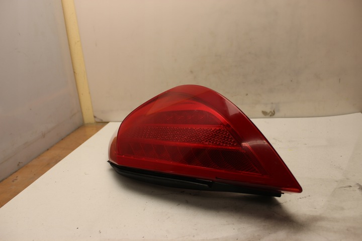 фото №5, Peugeot 308 cc cabrio 2009- лампа права праві зад