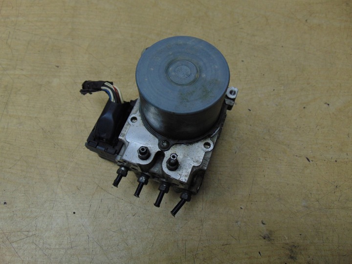 фото №8, Блок управления abs блок управления  toyota rav4 iv 2.2 44540-42311