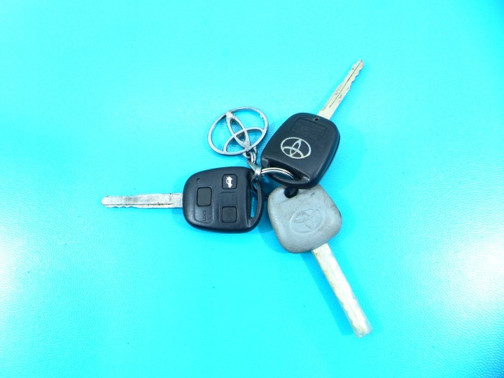 фото №14, Компьютер комплект toyota avensis ii t25 2.2 d4d