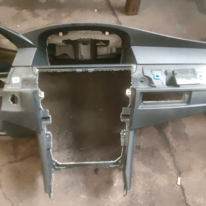 фото №7, Bmw e60 e61 рестайлінг торпедо роздавальна консоль капот 6976436