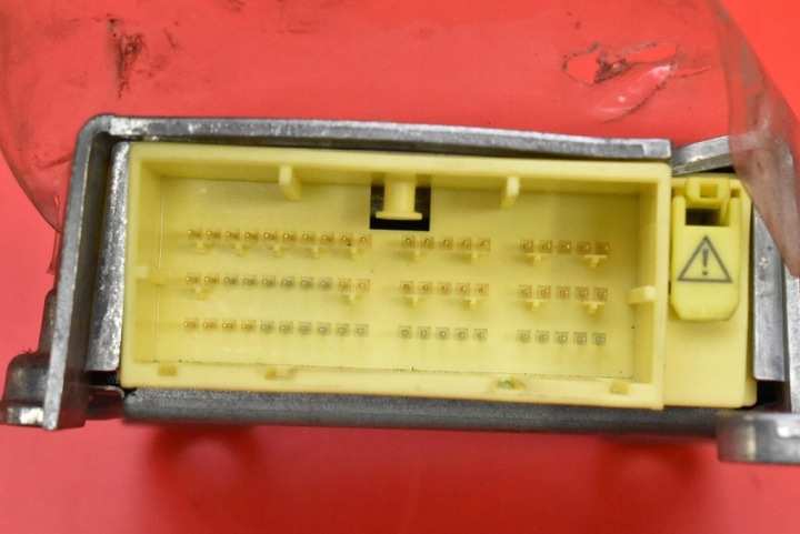 фото №8, Модуль датчик подушка 89170-05230 toyota avensis 3 iii t27 09-11