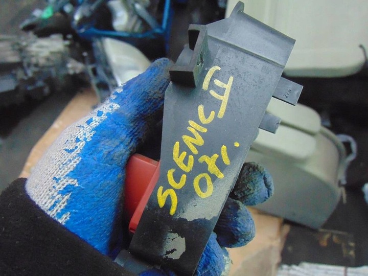 фото №9, Renault scenic ii 07r кнопки аварійних блокування