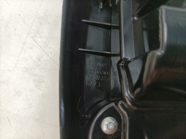 фото №16, Jeep grand cherokee wk2 19 лампа стеля usa