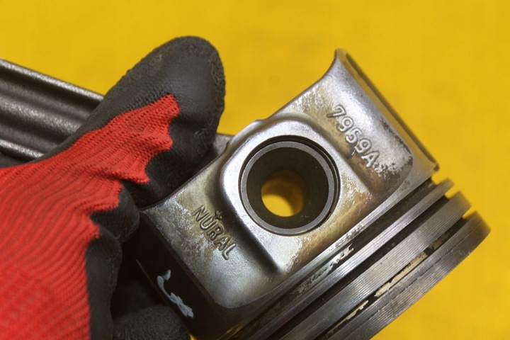 фото №8, Поршень шатун vw seat skoda fabia i 1.9 sdi 7959a 6r8 074b asy agp aqm