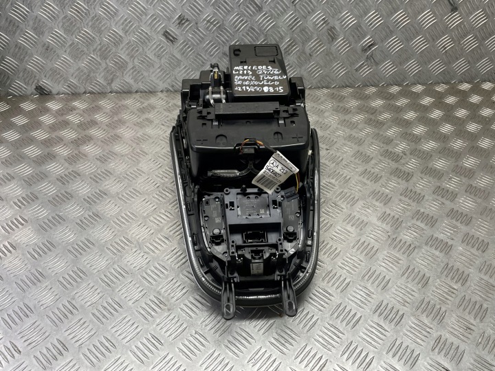 фото №10, Mercedes oem номер a2136806500 a2139009103 w213 туннель dekor панель средний idrive