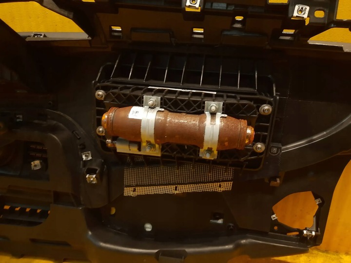 фото №10, Audi a8 d4 4h панель консоль air bag