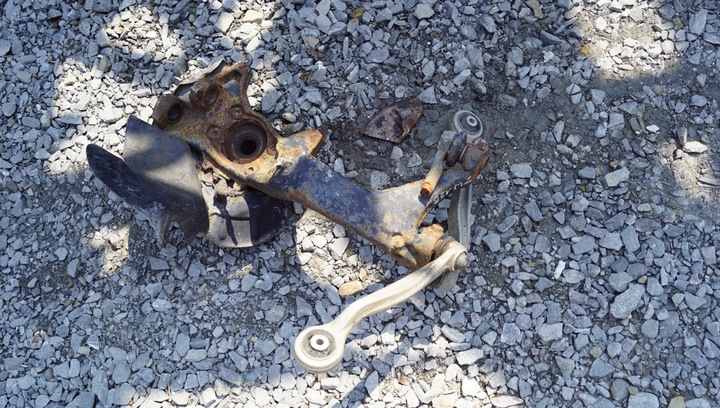 фото №8, Поворотна опора лівий перед vw phaeton 3d0407257s