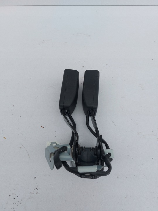 фото №1, Cx-5 i рестайлинг застёжка ремня задняя зад baf140137t