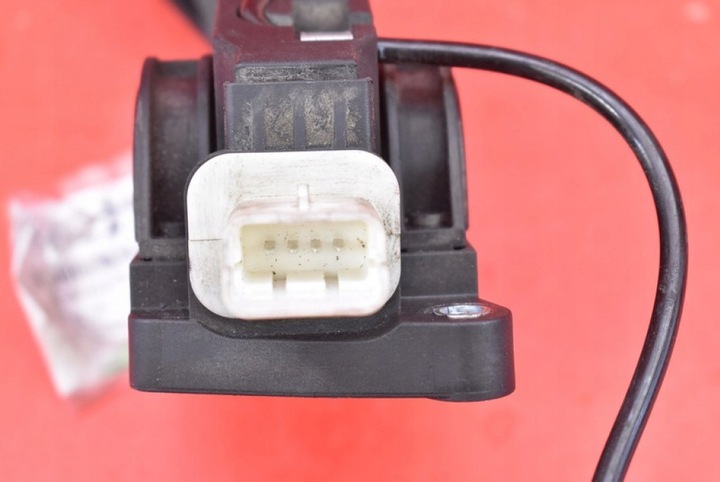фото №5, Потенциометр педаль газа eu 9650889160 citroen c4 1 i 1.6 hdi 90 km 04-08