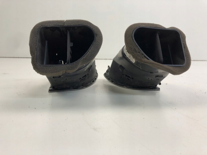 фото №8, Opel astra j iv решітка повітропровід права ліва 13300555 13300545