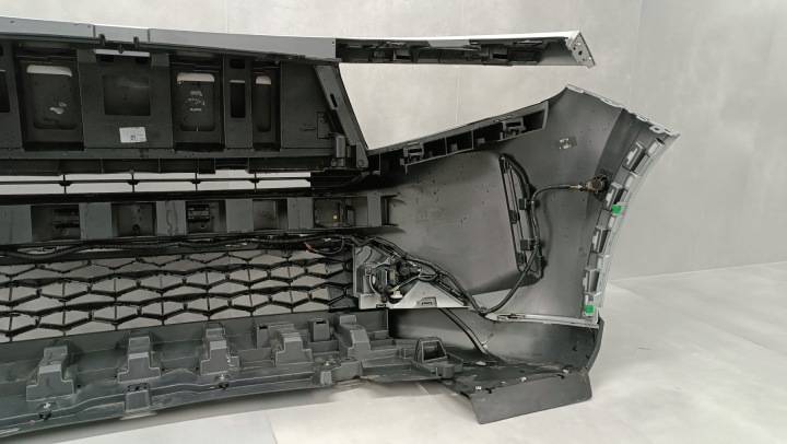 фото №13, Бампер перед передний opel frontera c 24- / + led + 6 pdc