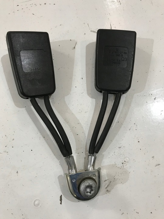 фото №1, Застёжка ремня зад mercedes w212 a2128600769