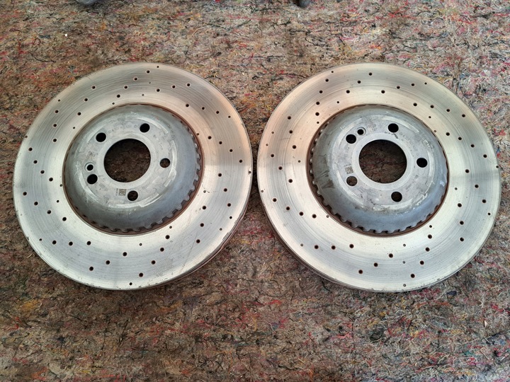 фото №6, Mercedes w254 glc amg зажимы перед тормозные колодки диски