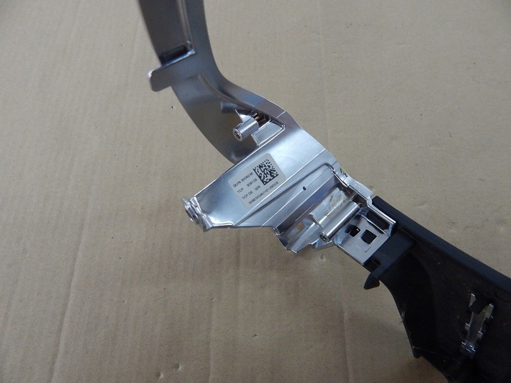 фото №9, Рамка накладка кермо mercedes w246 w166 w204 рестайлінг w212 рестайлінг колір чорний