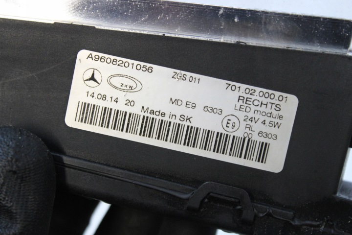 фото №11, Mercedes actros mp4 a9608201056 праве led оригінал