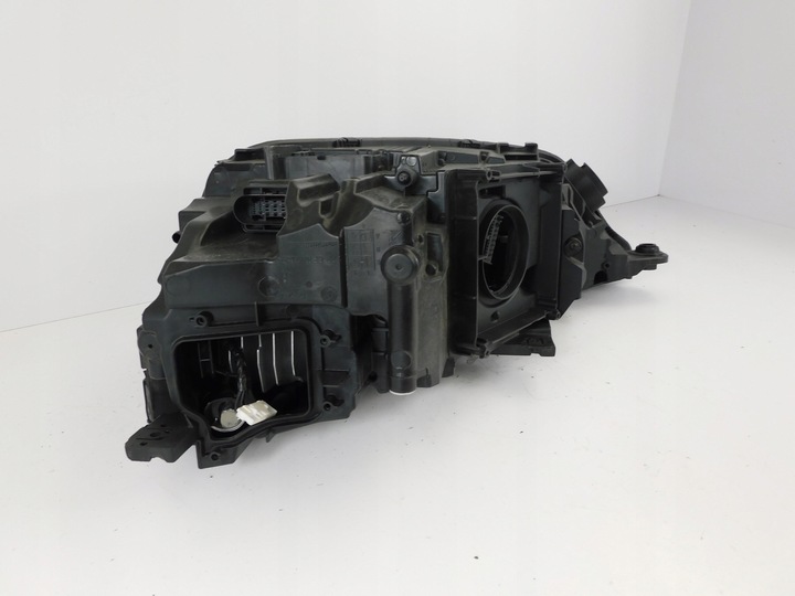 фото №15, Audi q5 80a лампа права matrix 80a941784f 80a941036f зчеплення bez пошкоджень