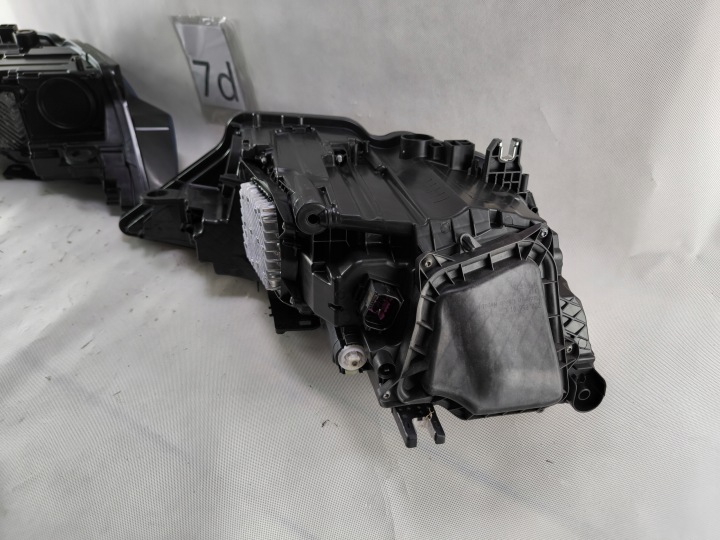 фото №11, Audi a6 c8 полный led левое правое фара передняя 4k0941039c 4k0941040c