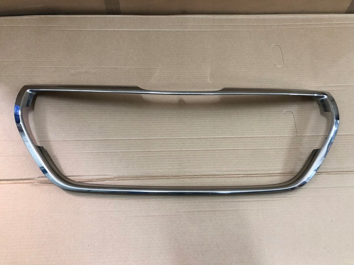 фото №1, Peugeot 208 2012- хром рамка решітка 9610529377