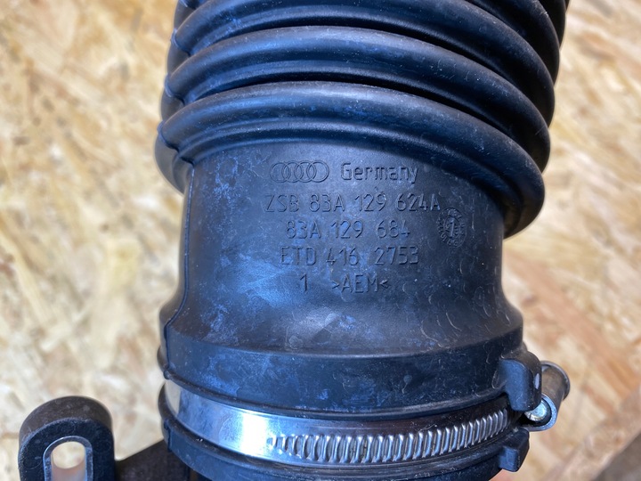 фото №12, Труба шланг шланг воздуха интеркулер audi rsq3 rs3 07k129665f 83a129624a