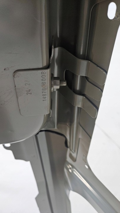 фото №10, Крыло зад задний правые tesla модель y 1518585-00-b