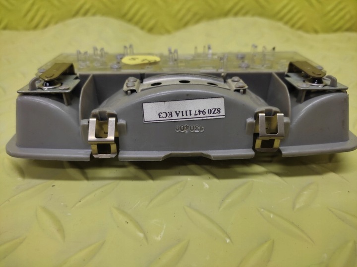 фото №5, Audi a2 лампа освещение кабины 8z0947111