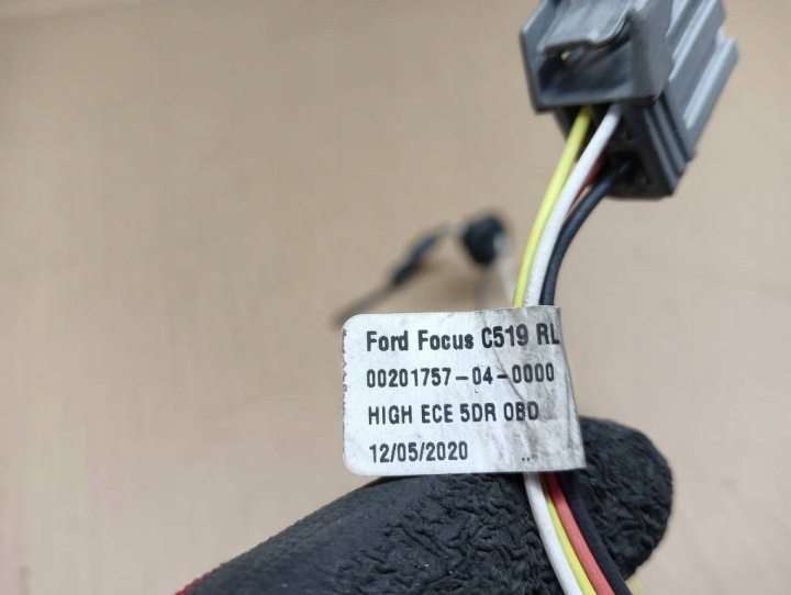 фото №6, M39 вкладка установка лампи зад праве ford focus st line mk4