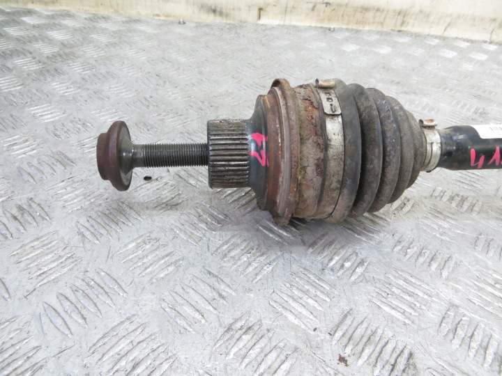 фото №9, Audi a4 b9 2.0d полуось левые перед 8w0407271d 15-