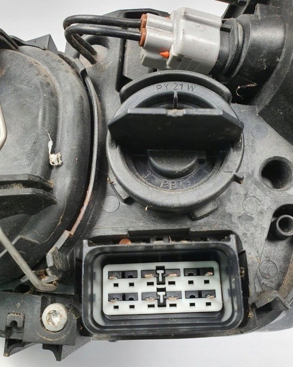 фото №8, Фара правое перед volvo v50 30678913 европа