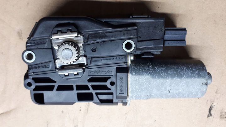 фото №7, A4 b9 8w моторчик люк панорамы перед