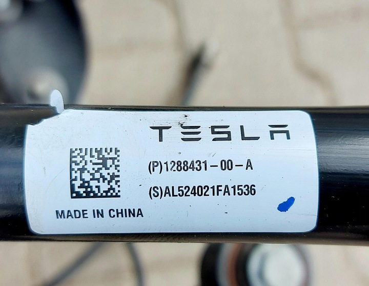 фото №9, Tesla y модель y 24r. поворотна опора амортизатор важелі лівий зад 1288411-00-a