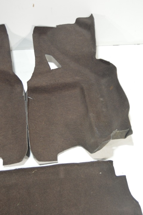 фото №5, Оббивка боковина багажника комплект mercedes w126