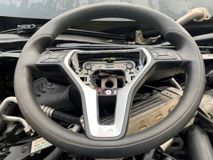 фото №1, Mercedes b клас w246 a клас w176 кермо пластик