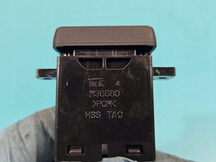 фото №12, Переключатель подогрева сиденья honda accord viii 08- m36580