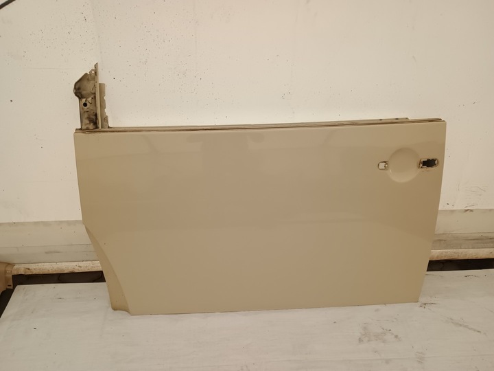 фото №1, Vw new beetle cabrio рестайлинг 1y0 дверь левая lb1m w цвет идеальные