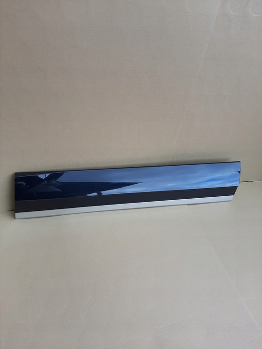 фото №12, Vw touareg iii r-line планка дверь prawy760854940e