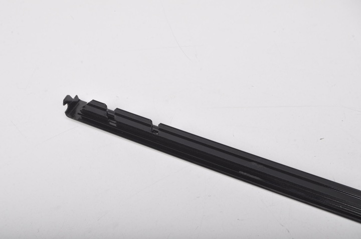 фото №12, Range rover l494 планка стёкла задняя левая