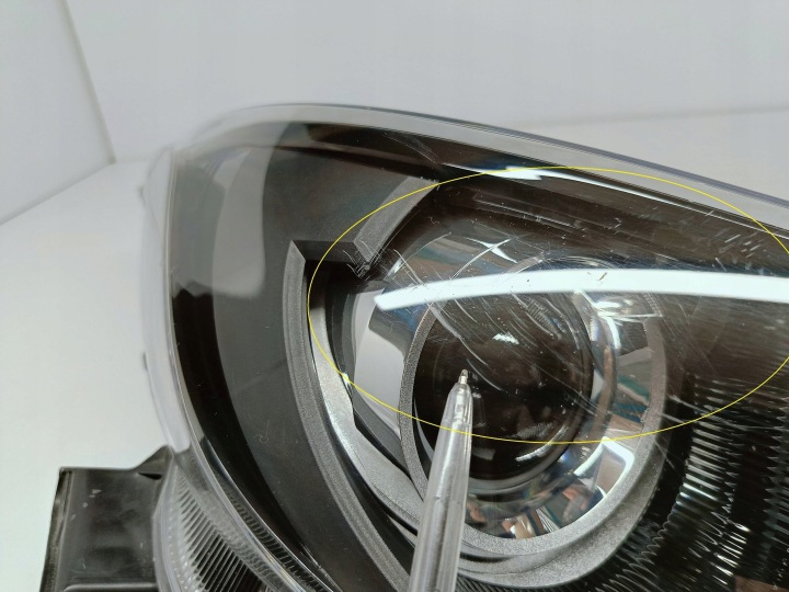 фото №8, Toyota yaris iv 4 p21 19-фара передня праве перед лінза koito k0-6 eu