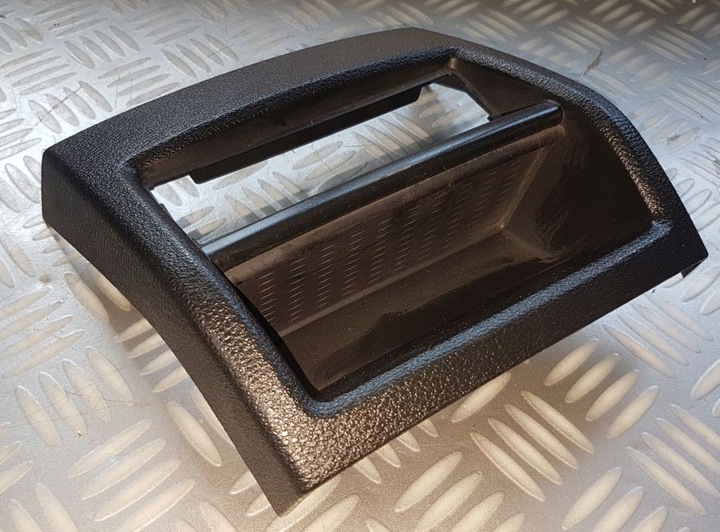 фото №1, Bmw x3 x4 защита бардачок рамка туннеля задняя 9184479