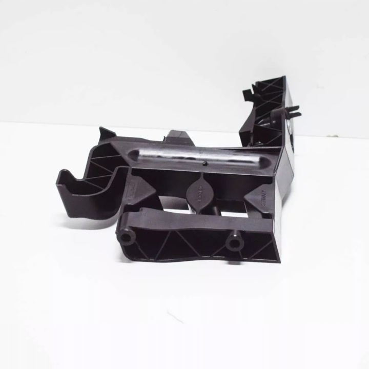 фото №7, Audi a7 4g передній правий фара кронштейн 4g8805608 oem
