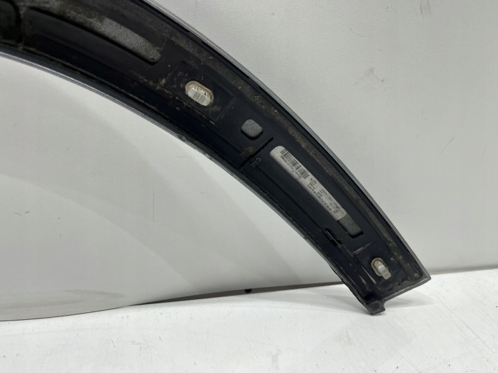 фото №8, Mercedes gle w167 amg молдинг накладка крила передня права a1678844400