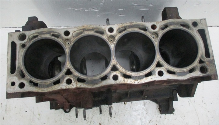 фото №7, Блок двигуна land rover 4007 c-crosser c5 iii x7 2.2 hdi 170km biturbo 4ht