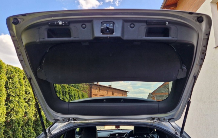 фото №9, Honda civic 10 x 17-21 кришка задня багажника з скло лак nh830m