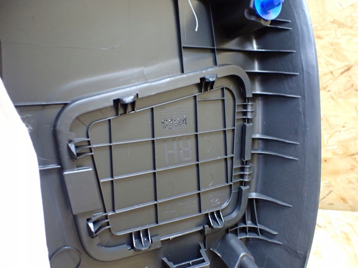 фото №11, Обивка защита крышки багажника hyundai i30 iii европа 81750-g4000