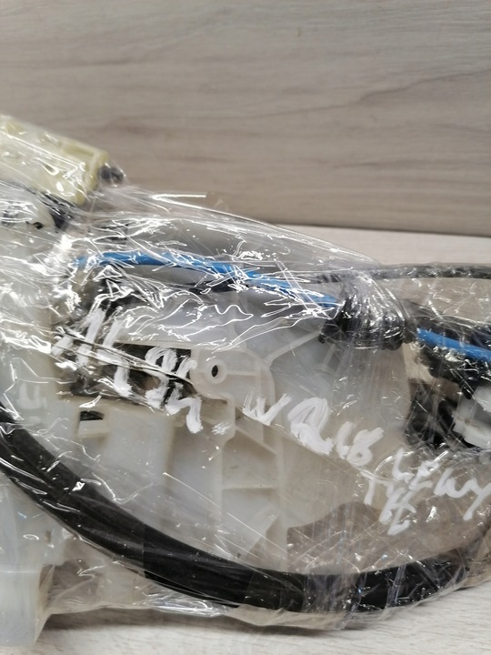 фото №7, Mercedes w218 замок двері лівий зад - a2187330108