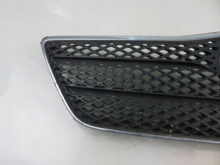 фото №8, Решётка решётка радиатора toyota corolla e12 3055i010