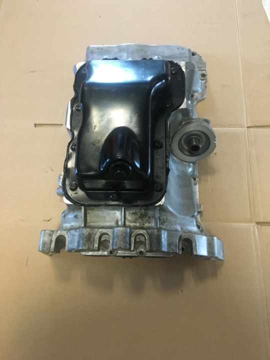 фото №9, Jeep wrangler jl 2018- 18- 2.0 t 4xe phev поддон масла двигателя 05048692aa