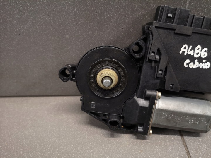 фото №6, Двигунчик скла праві audi a4 b6 cabrio 8h2959802