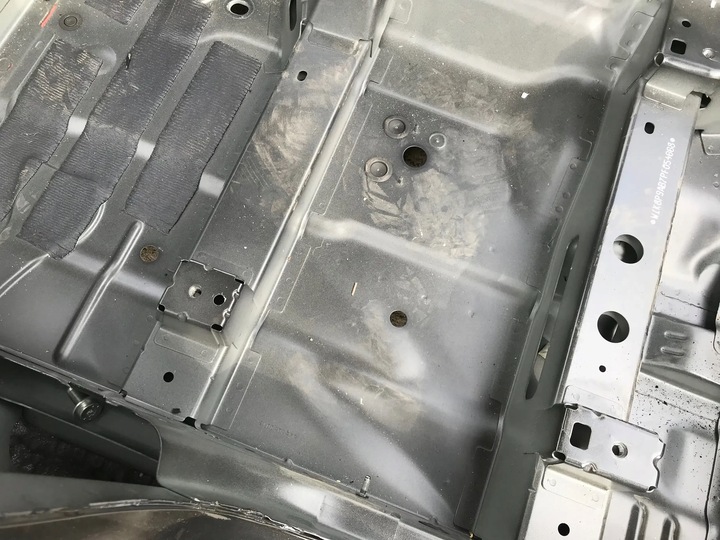 фото №2, Mercedes eqc n293 2023 правый порог средний стойка b стойка a четверть