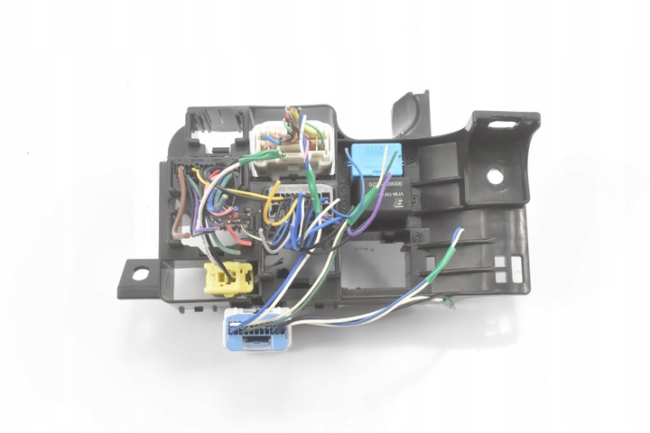 фото №1, Коробка предохранителей корпус toyota yaris iii mk3 xp13 2011+ оригинальный номер