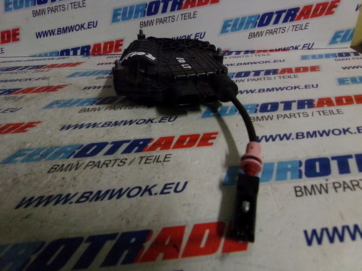 фото №1, Bmw f10 f11 + lci доводчик замка двері лівий зад